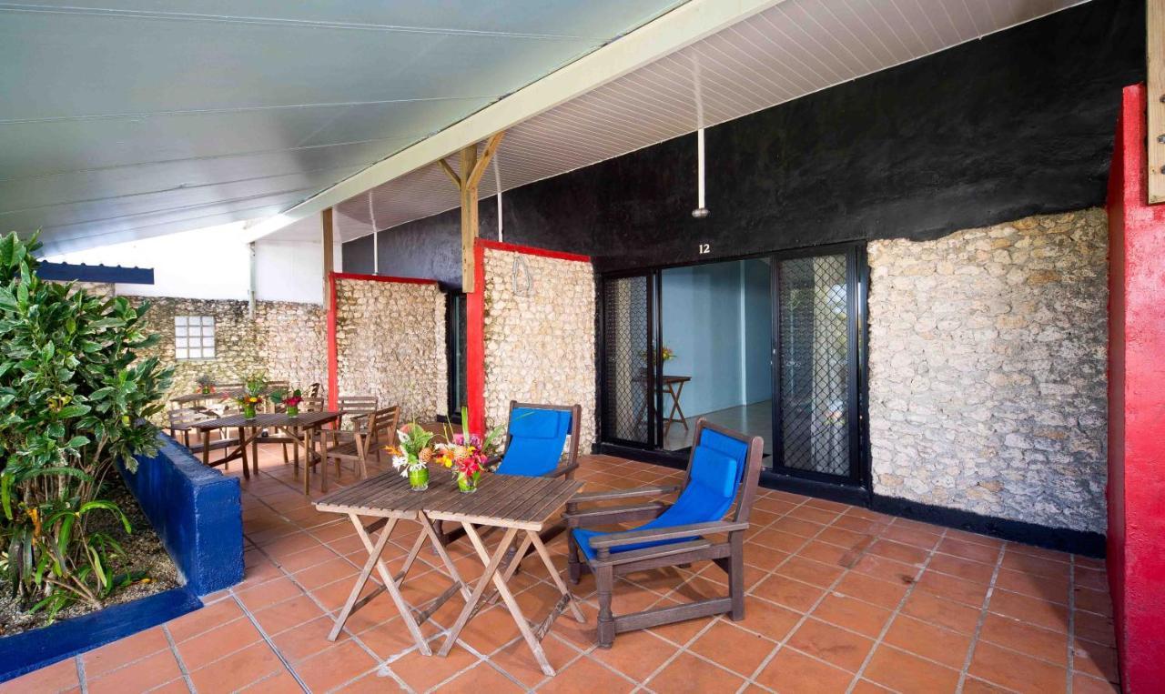 Retreat Seaside Pansiyon Port Vila Dış mekan fotoğraf