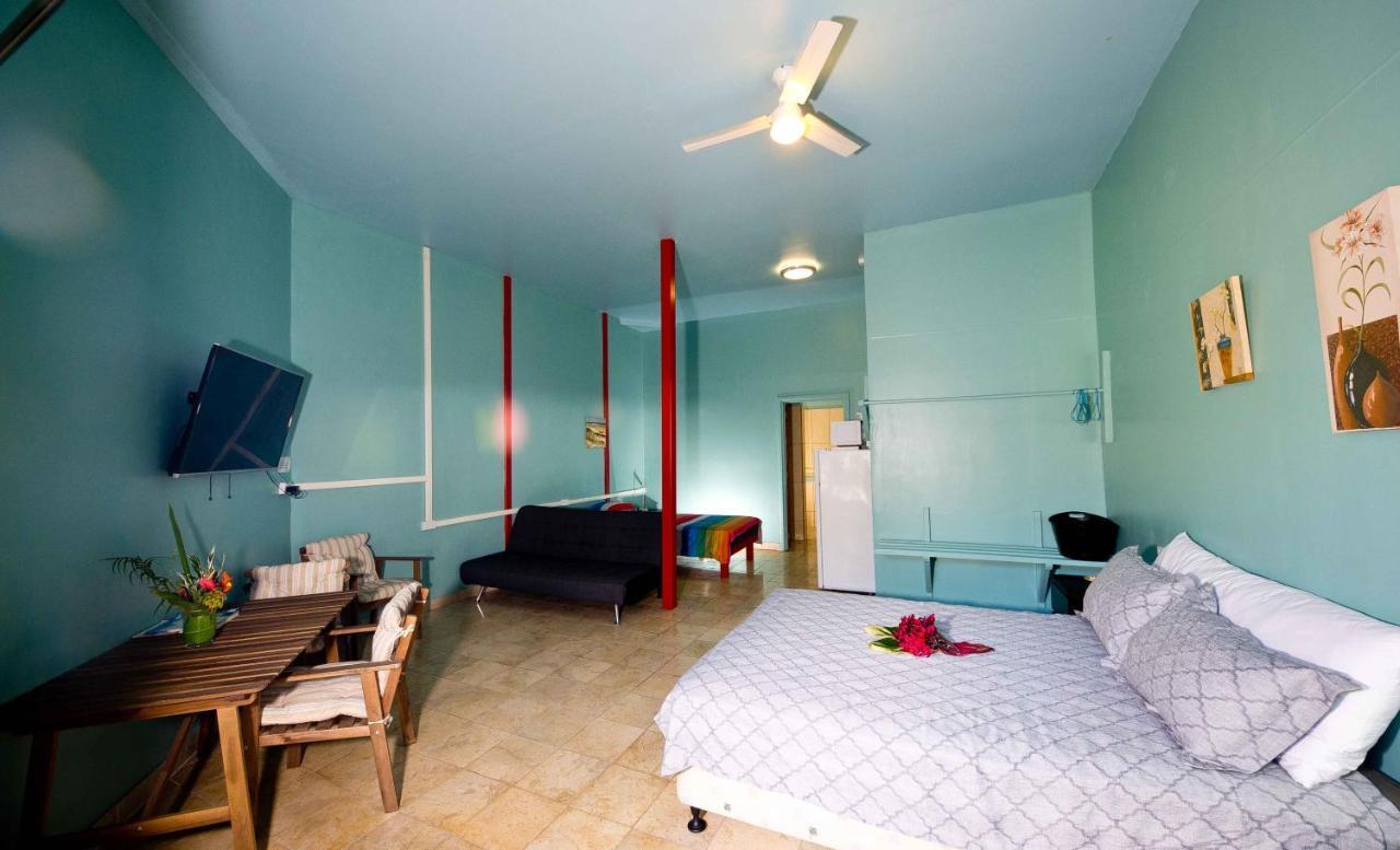 Retreat Seaside Pansiyon Port Vila Dış mekan fotoğraf