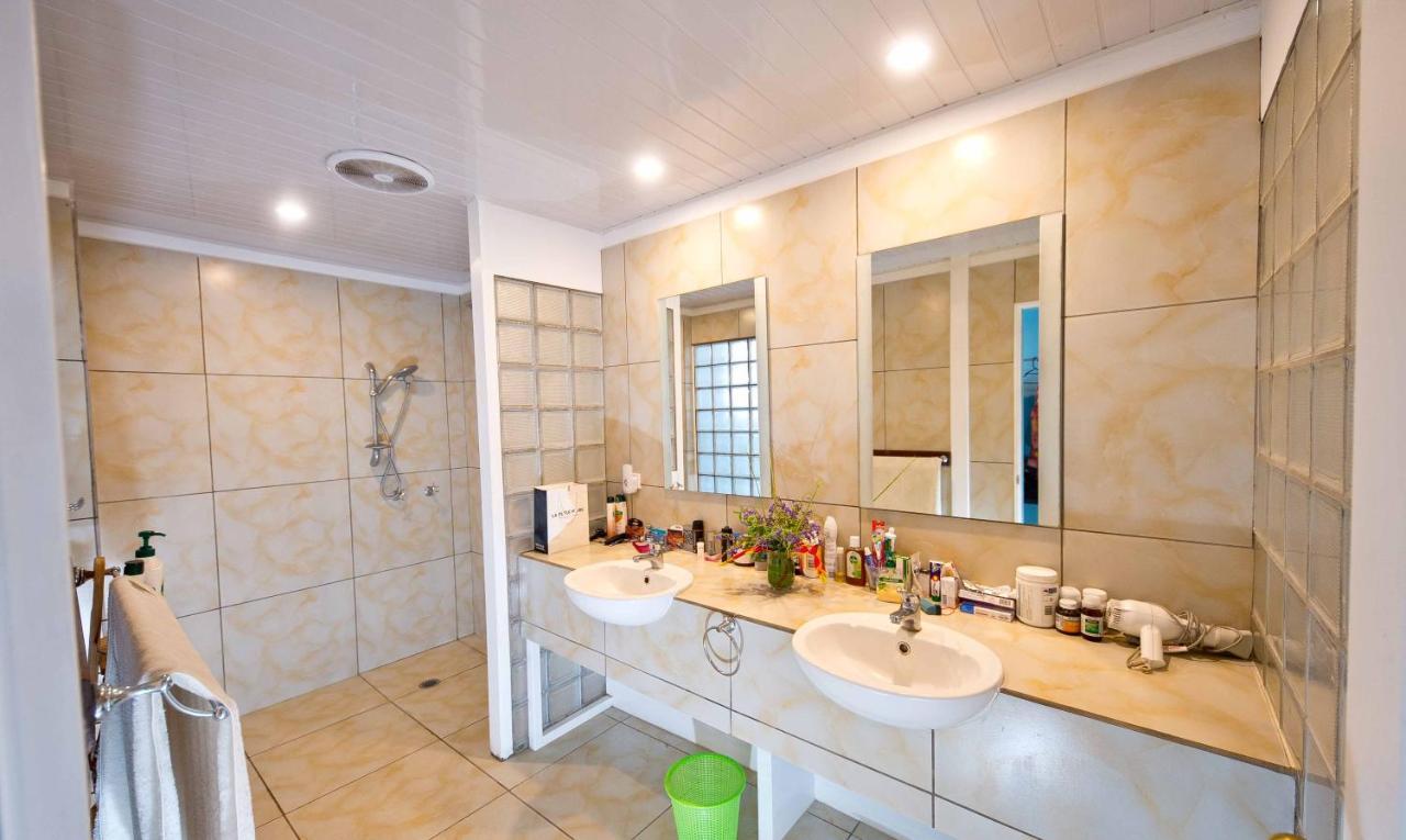 Retreat Seaside Pansiyon Port Vila Dış mekan fotoğraf
