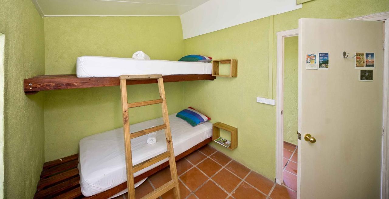 Retreat Seaside Pansiyon Port Vila Dış mekan fotoğraf
