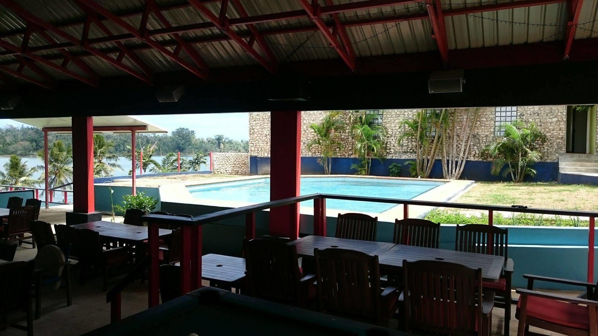 Retreat Seaside Pansiyon Port Vila Dış mekan fotoğraf